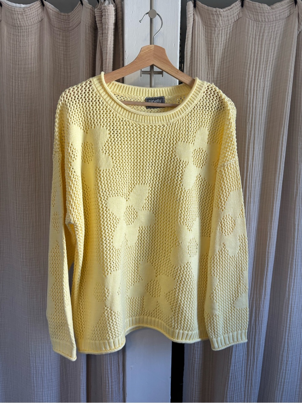 Like new Ninety Clothing Rollneck Flower Sweater- Large